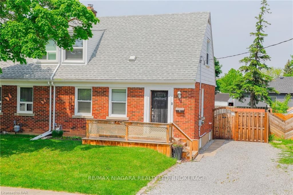 Photo 1 of 9 Beard Place, St. Catharines, E. Chester — HOMEH