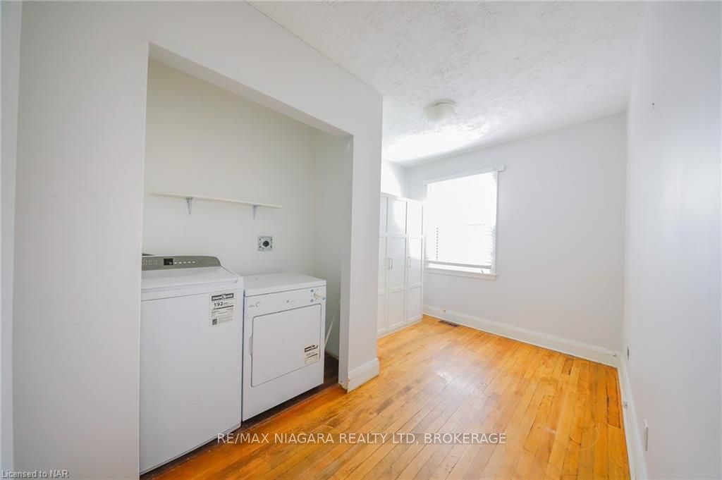 Photo 10 of 9 Beard Place, St. Catharines, E. Chester — HOMEH