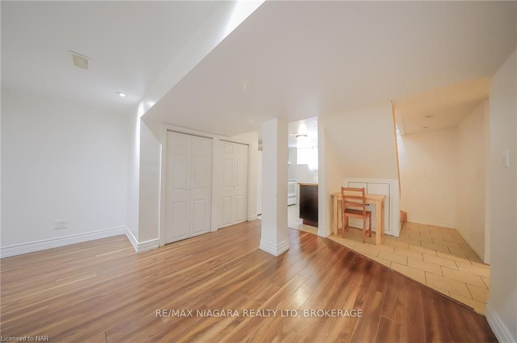 Photo 16 of 9 Beard Place, St. Catharines, E. Chester — HOMEH