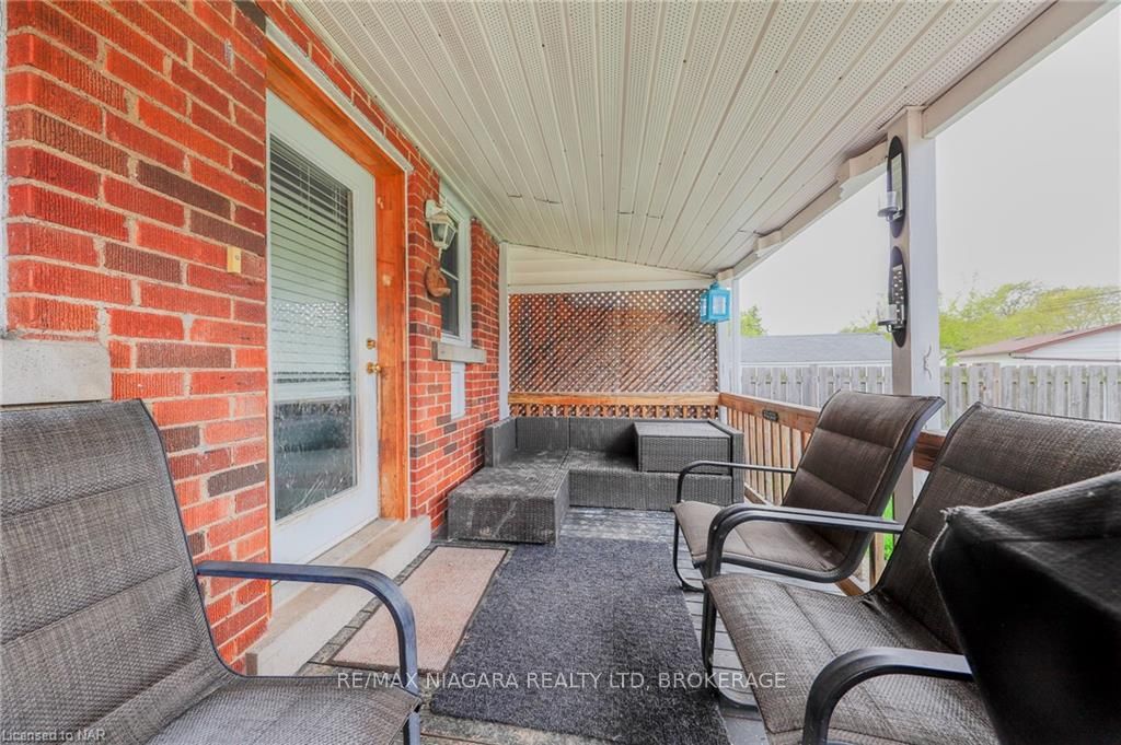 Photo 17 of 9 Beard Place, St. Catharines, E. Chester — HOMEH