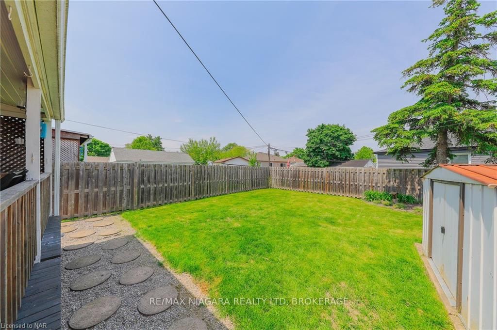 Photo 20 of 9 Beard Place, St. Catharines, E. Chester — HOMEH