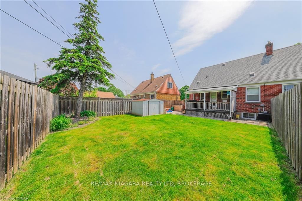 Photo 22 of 9 Beard Place, St. Catharines, E. Chester — HOMEH