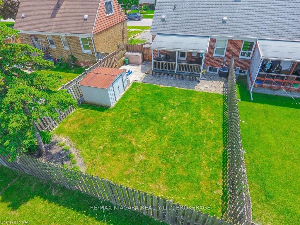 Photo 23 of 9 Beard Place, St. Catharines, E. Chester — HOMEH
