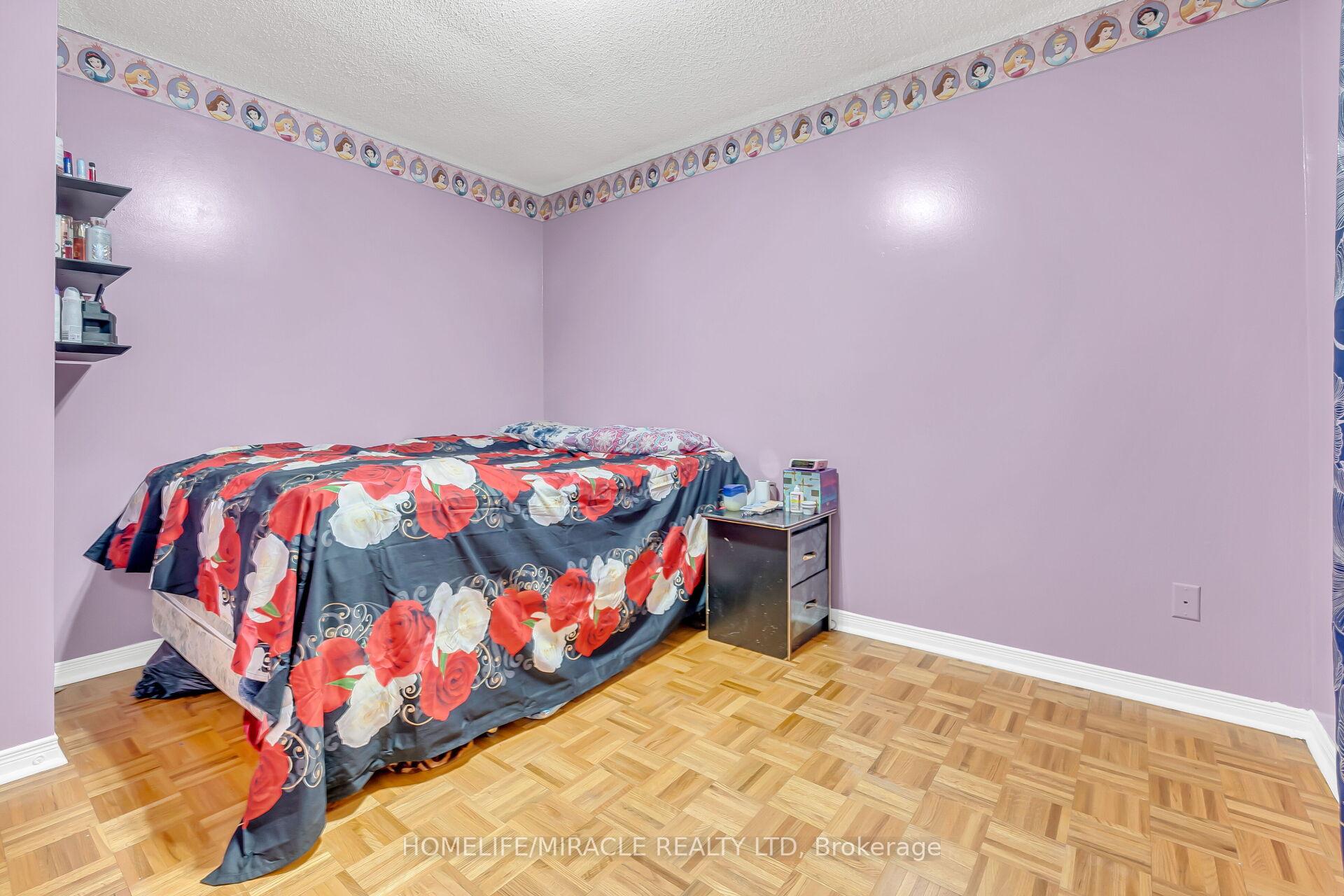 Photo 27 of 4 Colchester Avenue, Brampton, Heart Lake West — HOMEH