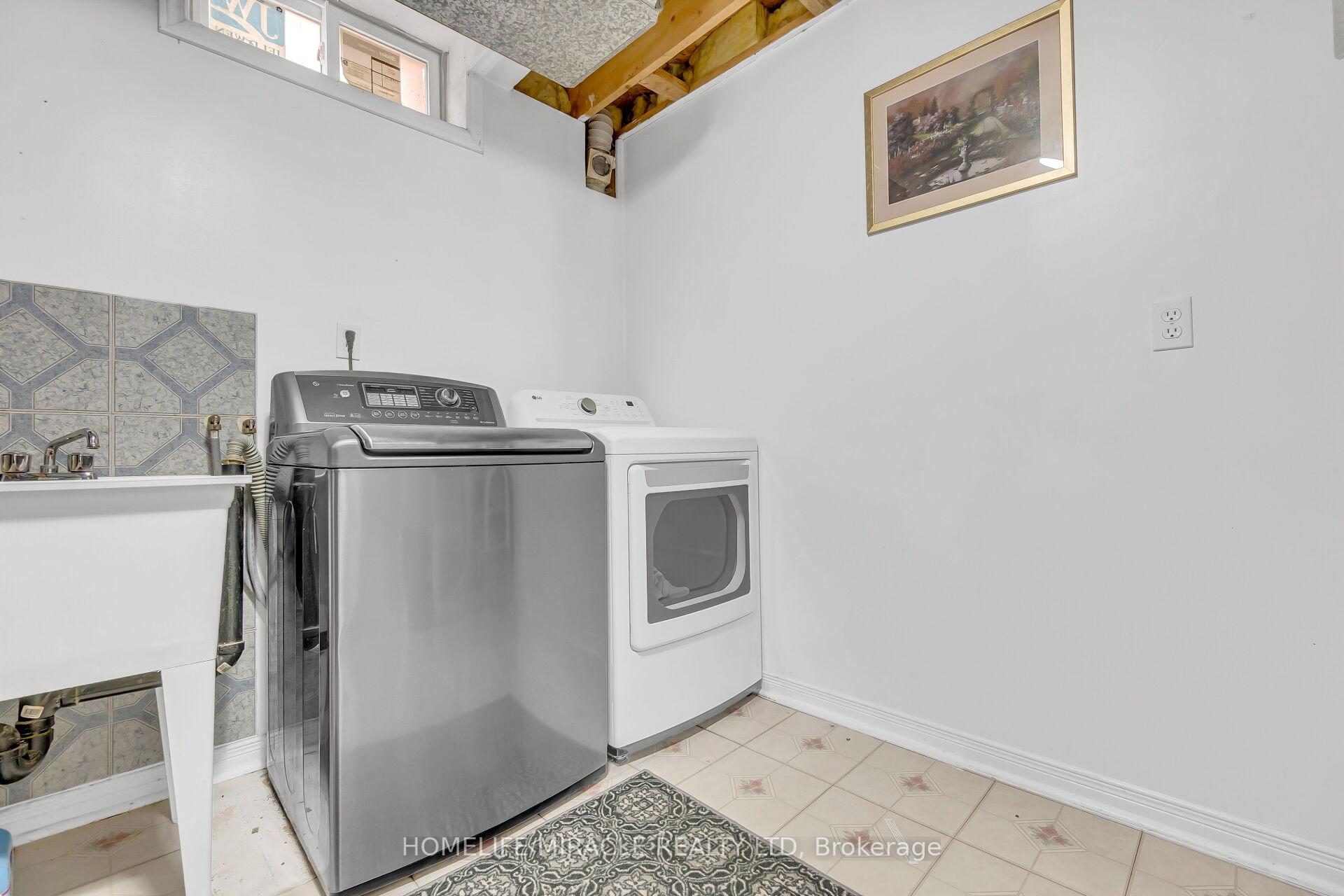 Photo 38 of 4 Colchester Avenue, Brampton, Heart Lake West — HOMEH