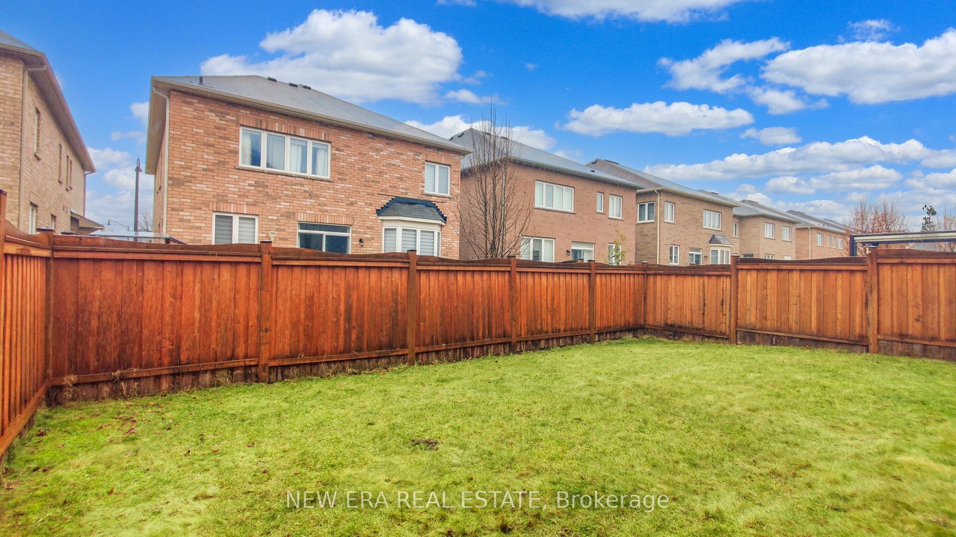 Photo 40 of 22 Wasaga Road, Brampton, Credit Valley — HOMEH
