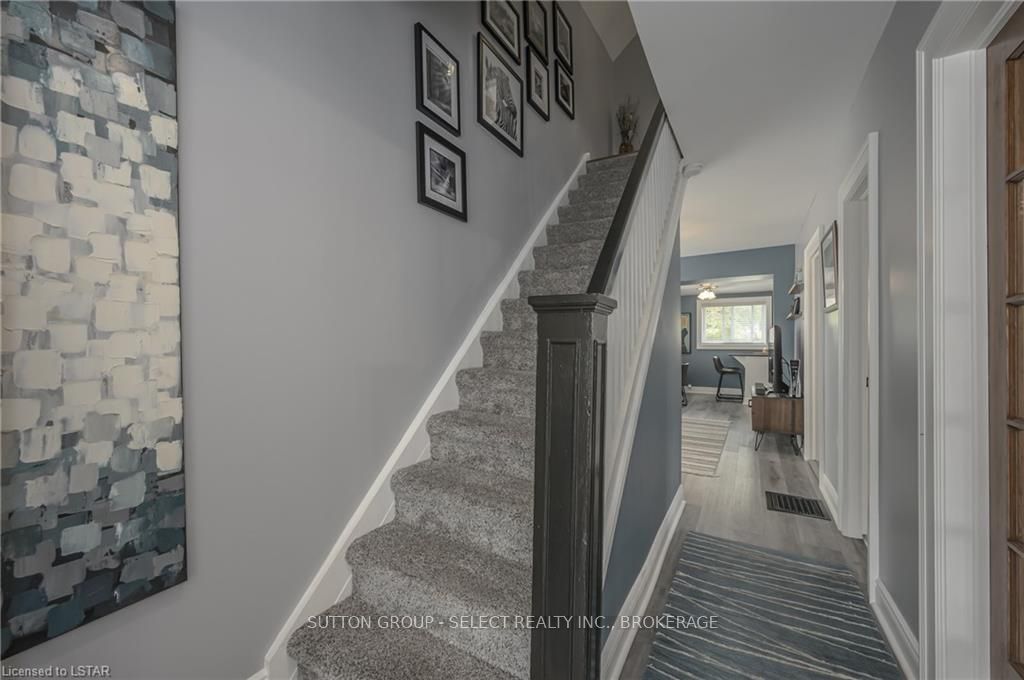 Photo 5 of 76 Princess Avenue, St. Thomas — HOMEH