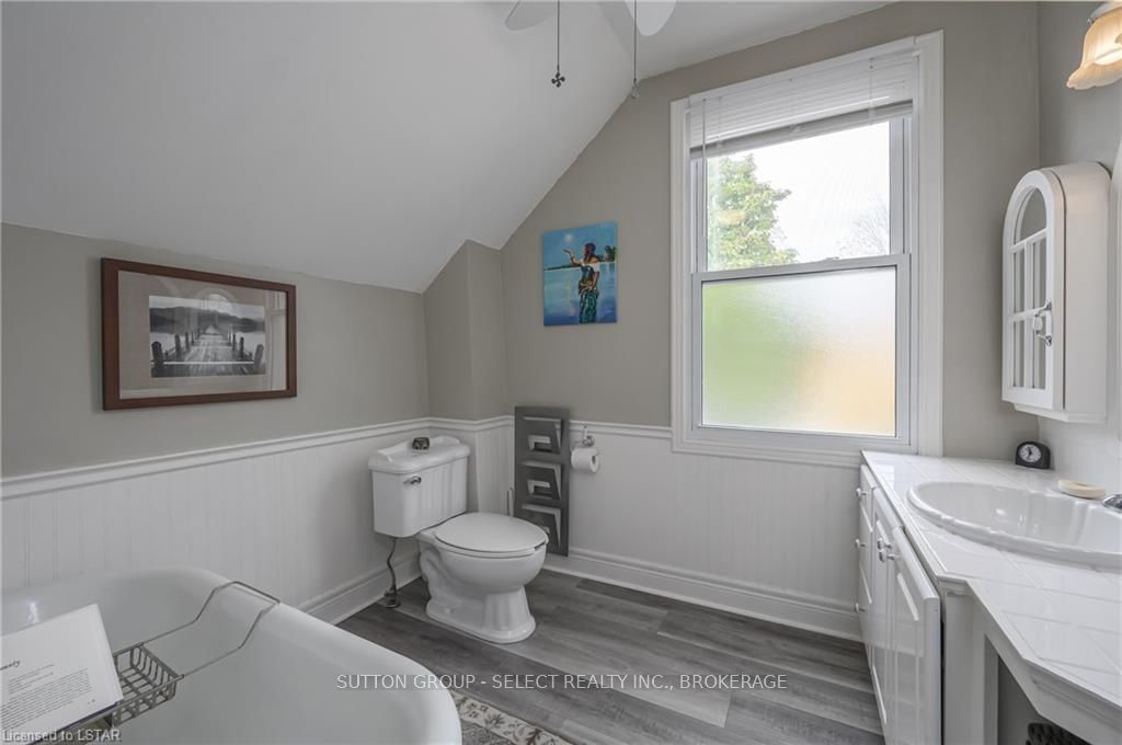 Photo 29 of 76 Princess Avenue, St. Thomas — HOMEH