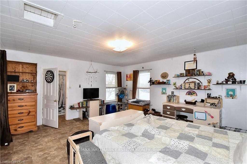 Photo 7 of 1490 Centre Road, Douro-Dummer — HOMEH