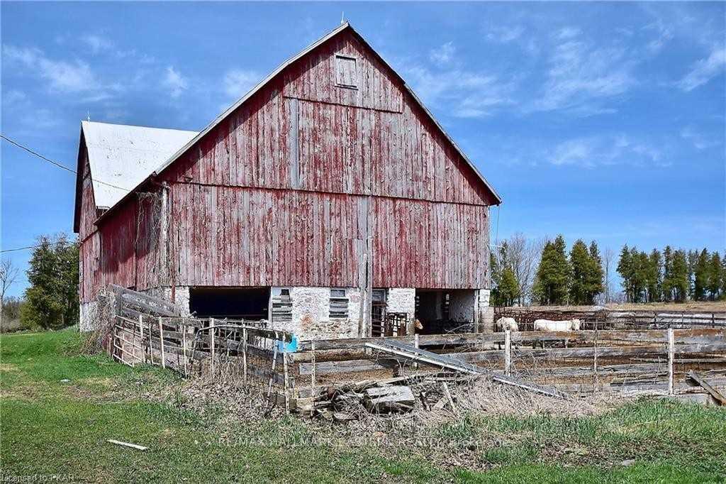 Photo 26 of 1490 Centre Road, Douro-Dummer — HOMEH
