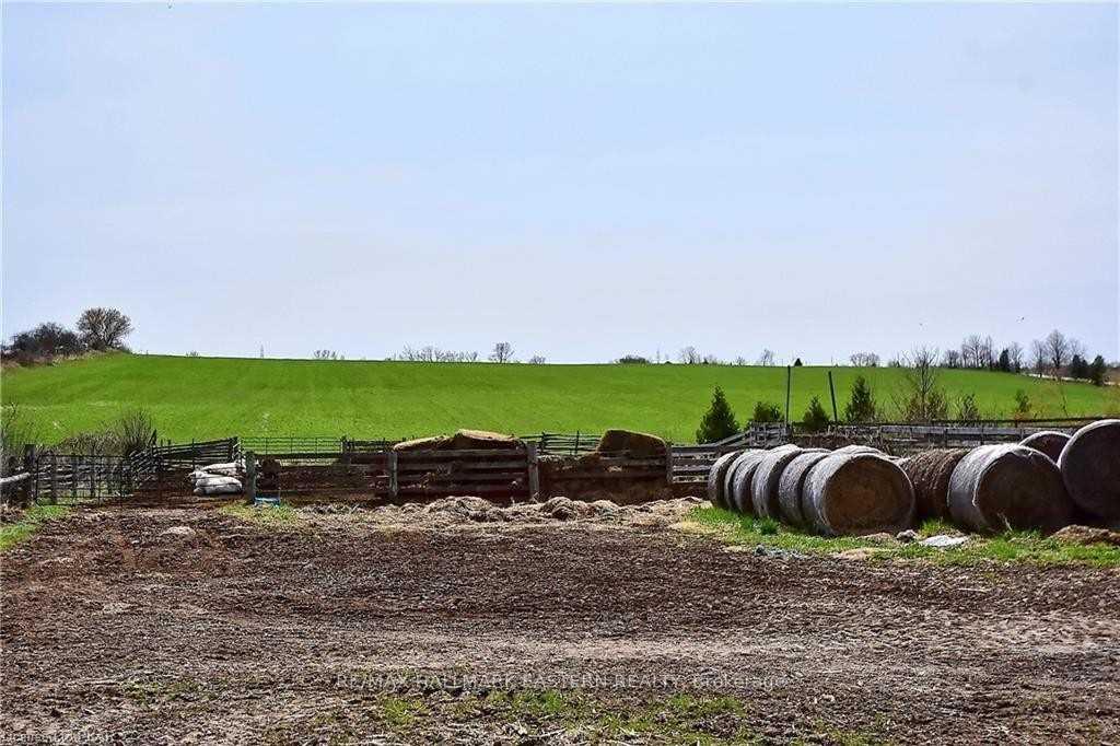 Photo 31 of 1490 Centre Road, Douro-Dummer — HOMEH