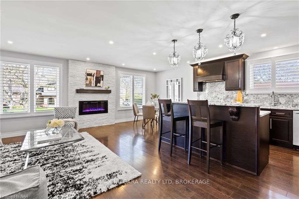 Photo 3 of 37 Cherie Road, St. Catharines, Lakeshore — HOMEH