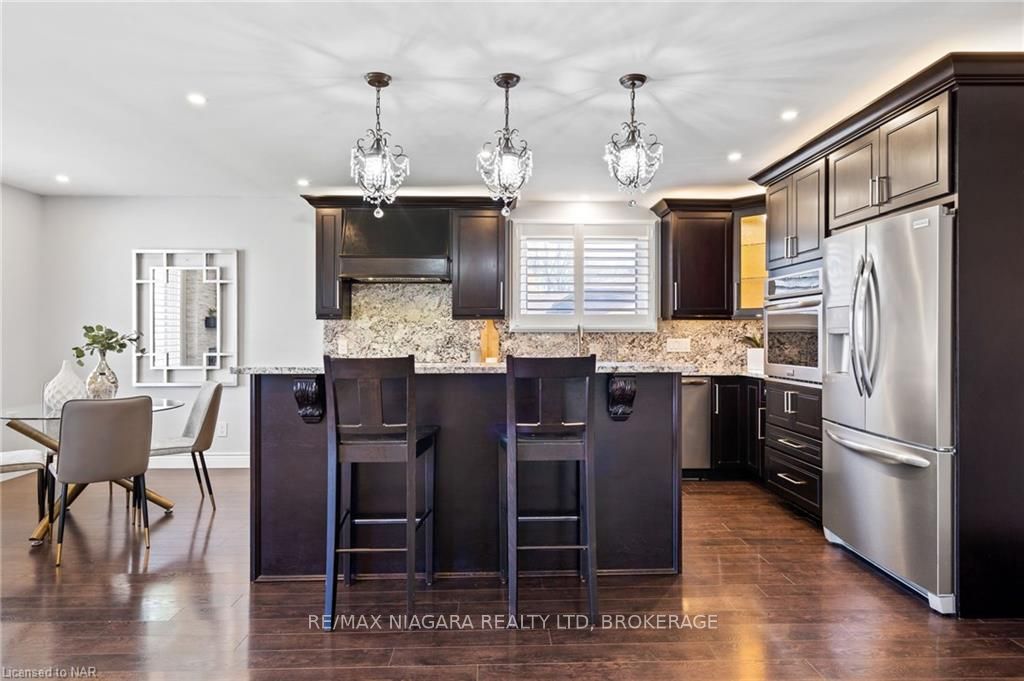 Photo 7 of 37 Cherie Road, St. Catharines, Lakeshore — HOMEH
