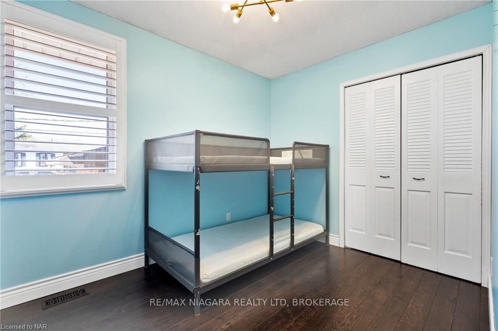 Photo 16 of 37 Cherie Road, St. Catharines, Lakeshore — HOMEH