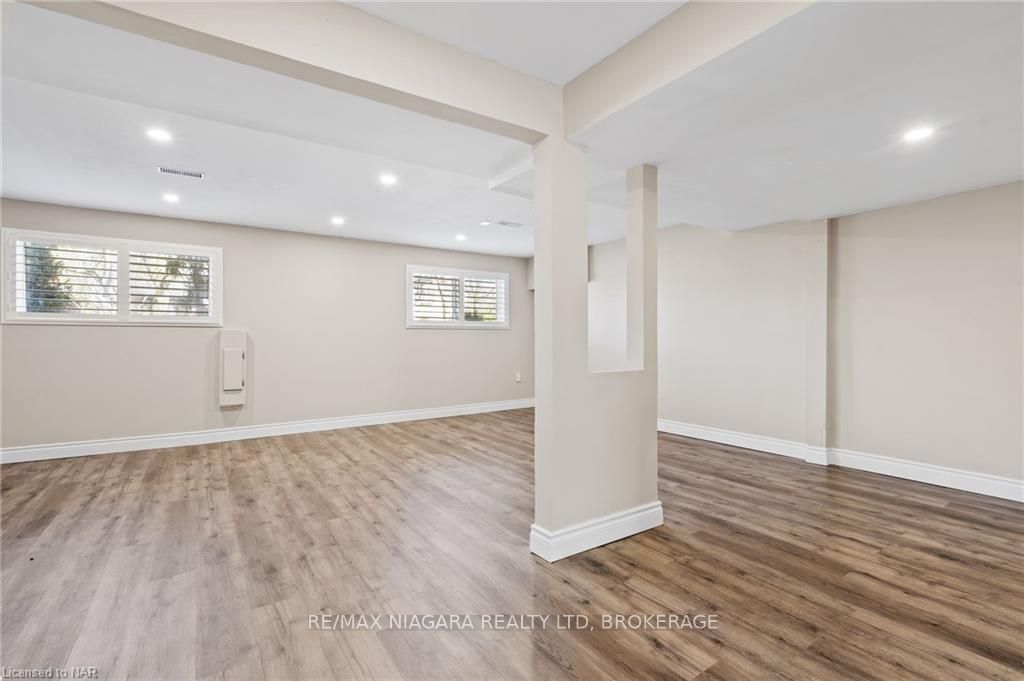 Photo 17 of 37 Cherie Road, St. Catharines, Lakeshore — HOMEH