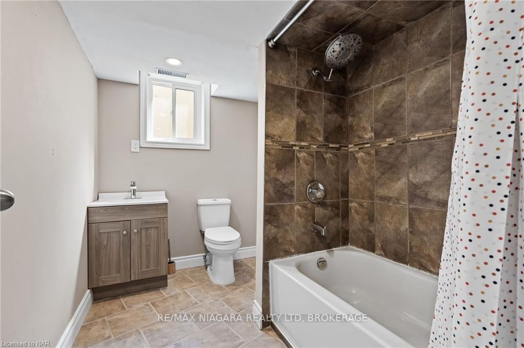Photo 21 of 37 Cherie Road, St. Catharines, Lakeshore — HOMEH