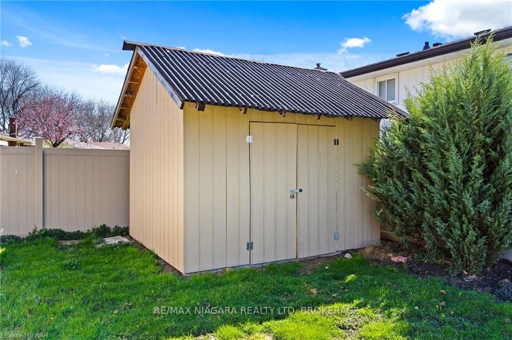 Photo 29 of 37 Cherie Road, St. Catharines, Lakeshore — HOMEH