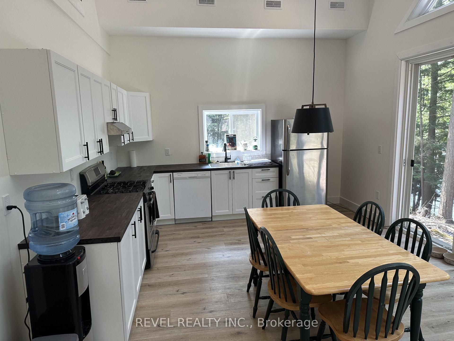 Photo 4 of 132 Ivy Lane, Magnetawan, Ahmic Harbour — HOMEH