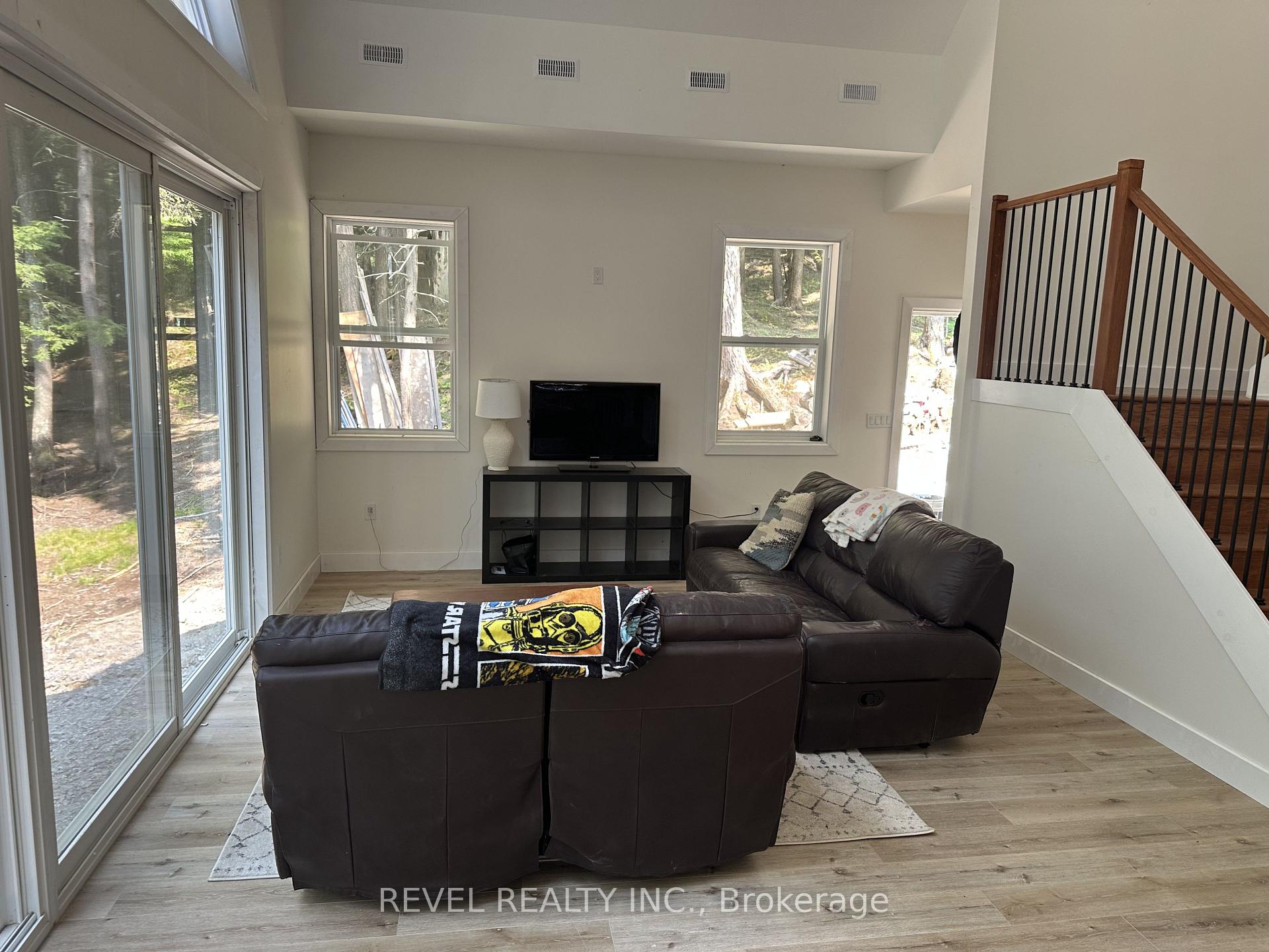 Photo 5 of 132 Ivy Lane, Magnetawan, Ahmic Harbour — HOMEH