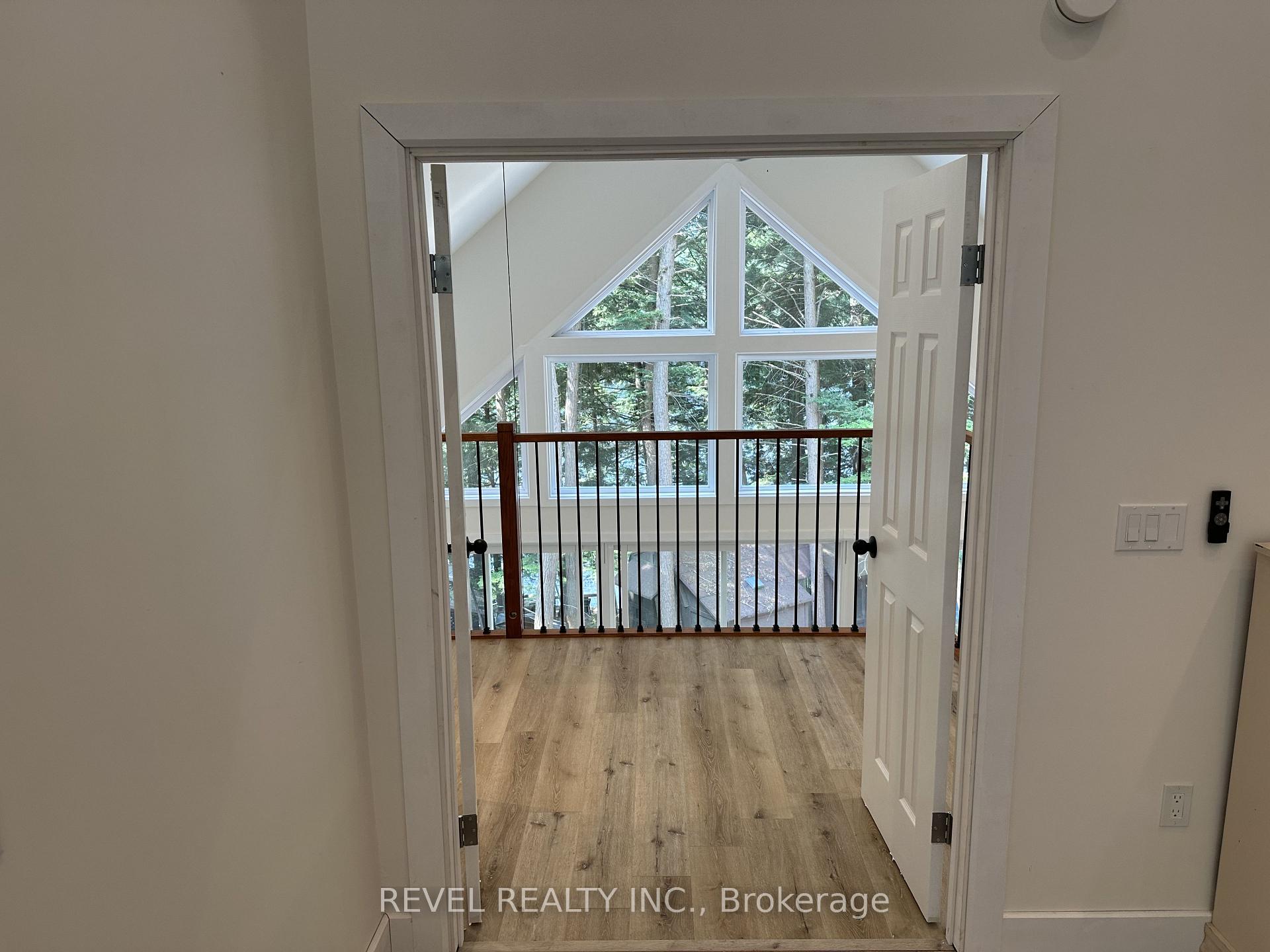 Photo 11 of 132 Ivy Lane, Magnetawan, Ahmic Harbour — HOMEH