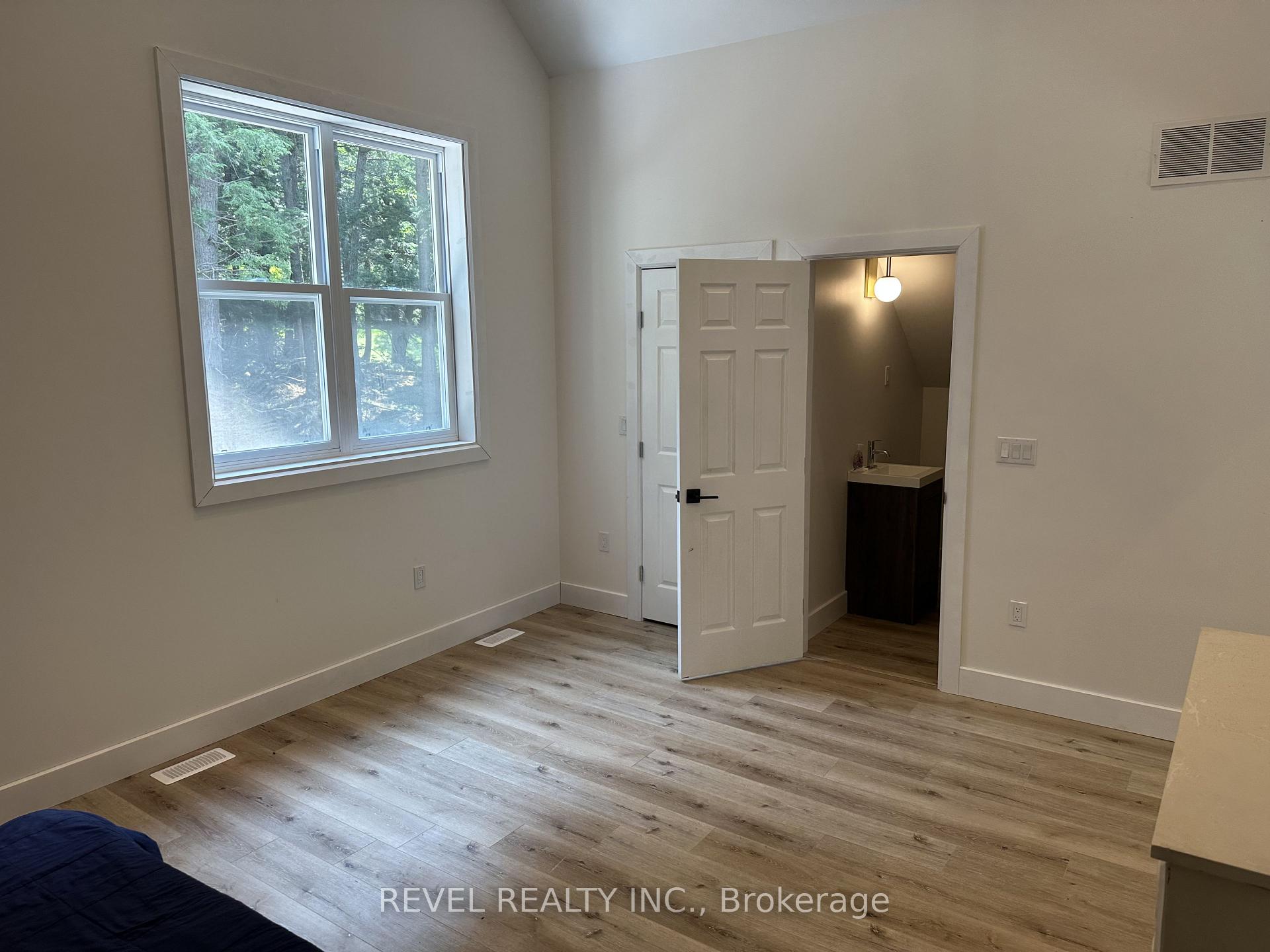 Photo 22 of 132 Ivy Lane, Magnetawan, Ahmic Harbour — HOMEH