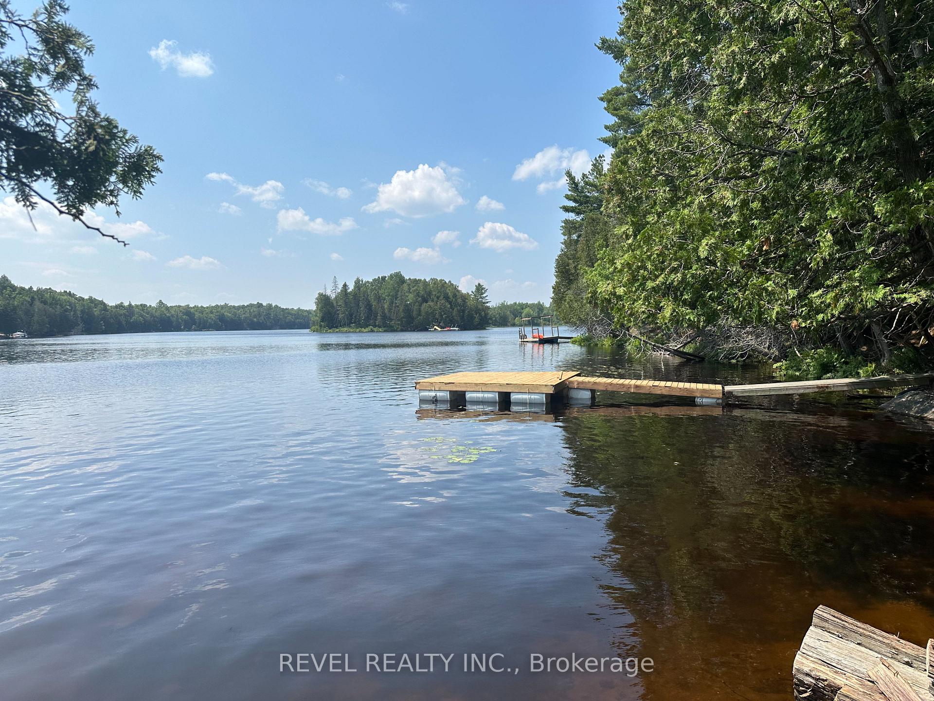 Photo 23 of 132 Ivy Lane, Magnetawan, Ahmic Harbour — HOMEH