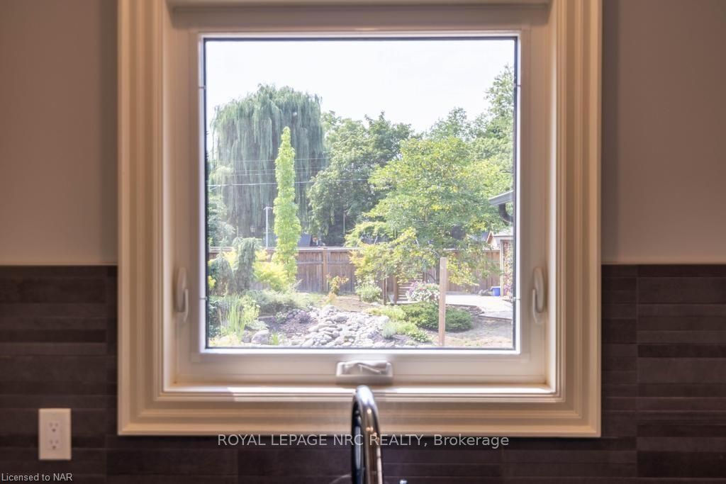 Photo 17 of 96 South Drive, St. Catharines, Old Glenridge — HOMEH