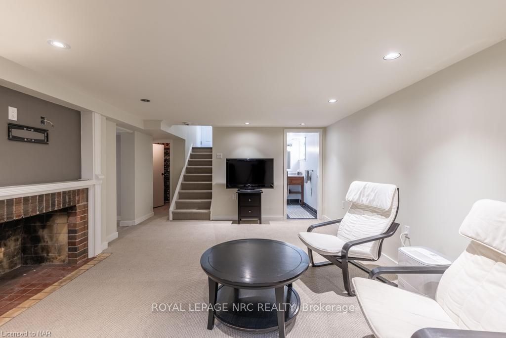 Photo 40 of 96 South Drive, St. Catharines, Old Glenridge — HOMEH