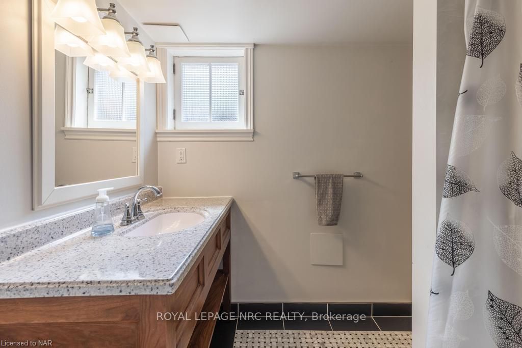 Photo 42 of 96 South Drive, St. Catharines, Old Glenridge — HOMEH