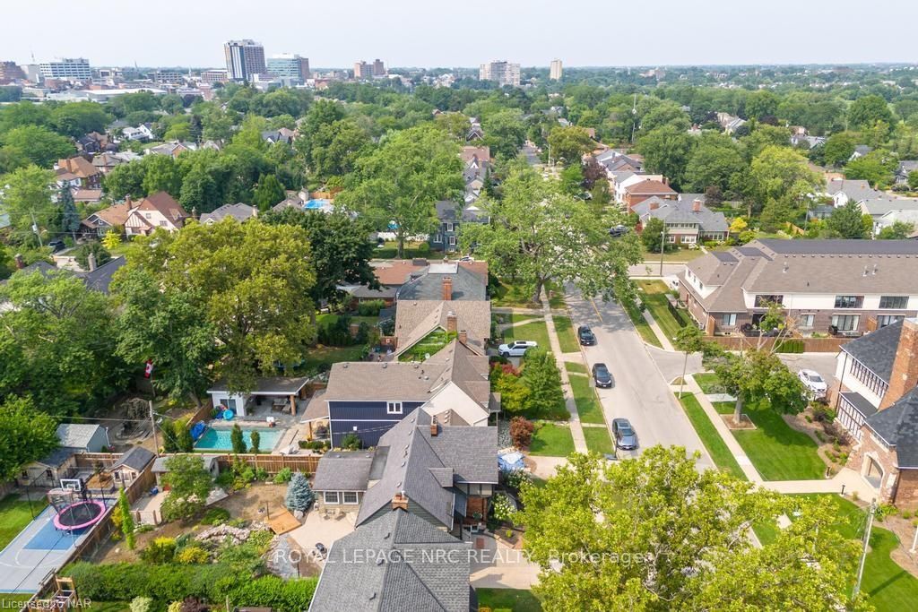 Photo 43 of 96 South Drive, St. Catharines, Old Glenridge — HOMEH