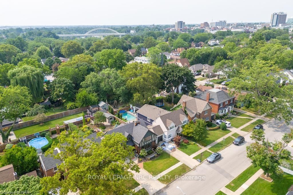 Photo 44 of 96 South Drive, St. Catharines, Old Glenridge — HOMEH