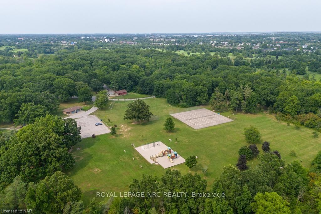 Photo 46 of 96 South Drive, St. Catharines, Old Glenridge — HOMEH