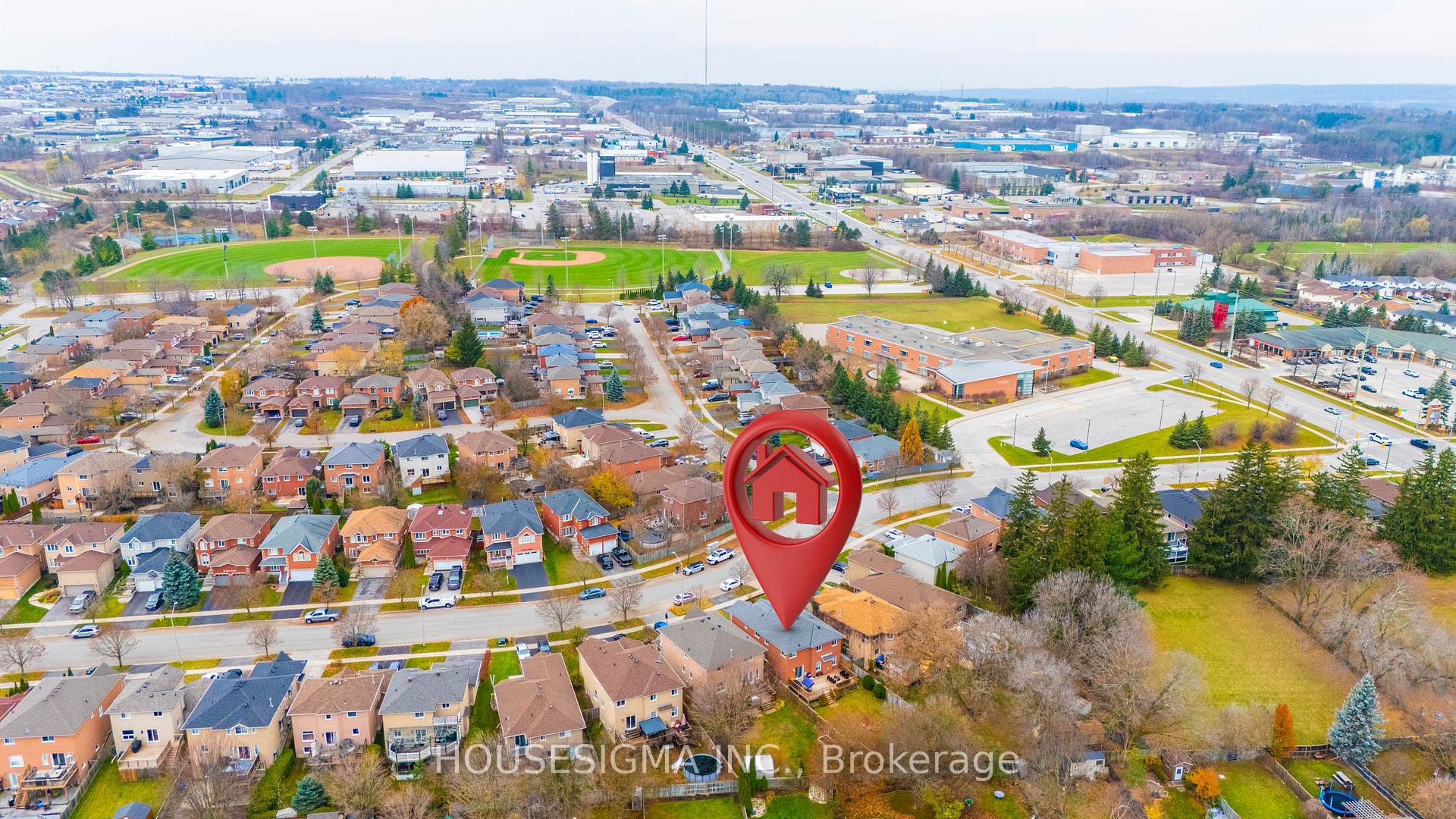 Photo 3 of 41 Loon Avenue, Barrie, Painswick South — HOMEH