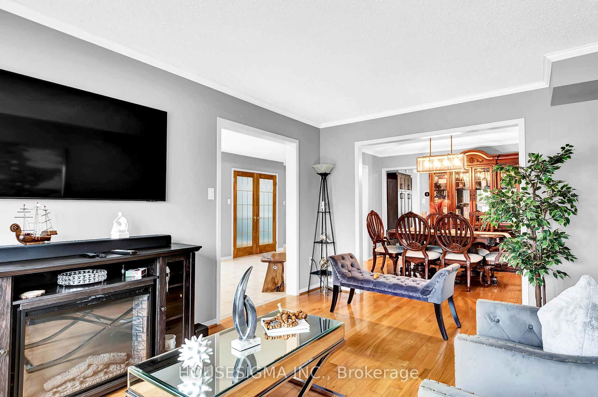 Photo 9 of 41 Loon Avenue, Barrie, Painswick South — HOMEH