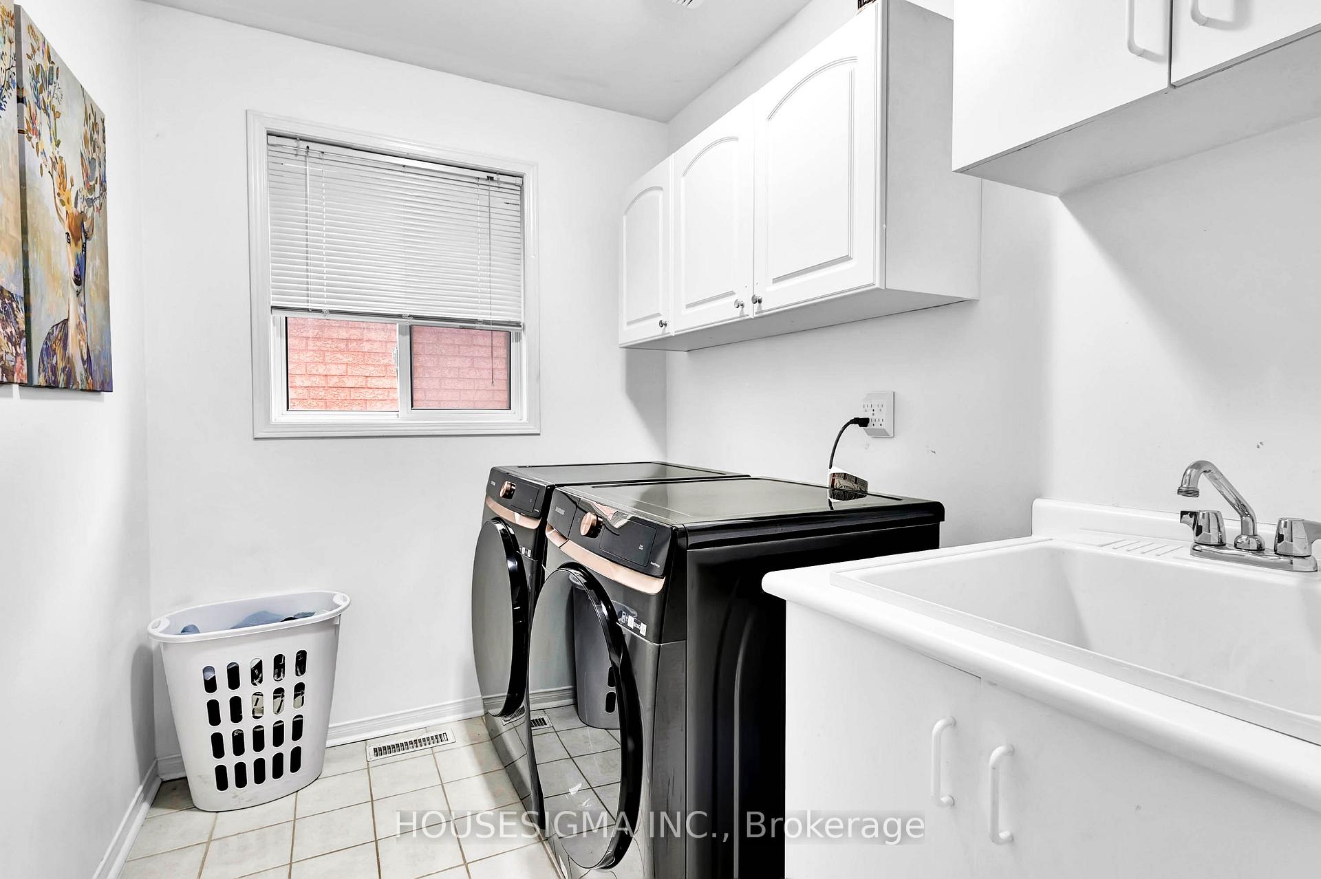 Photo 28 of 41 Loon Avenue, Barrie, Painswick South — HOMEH