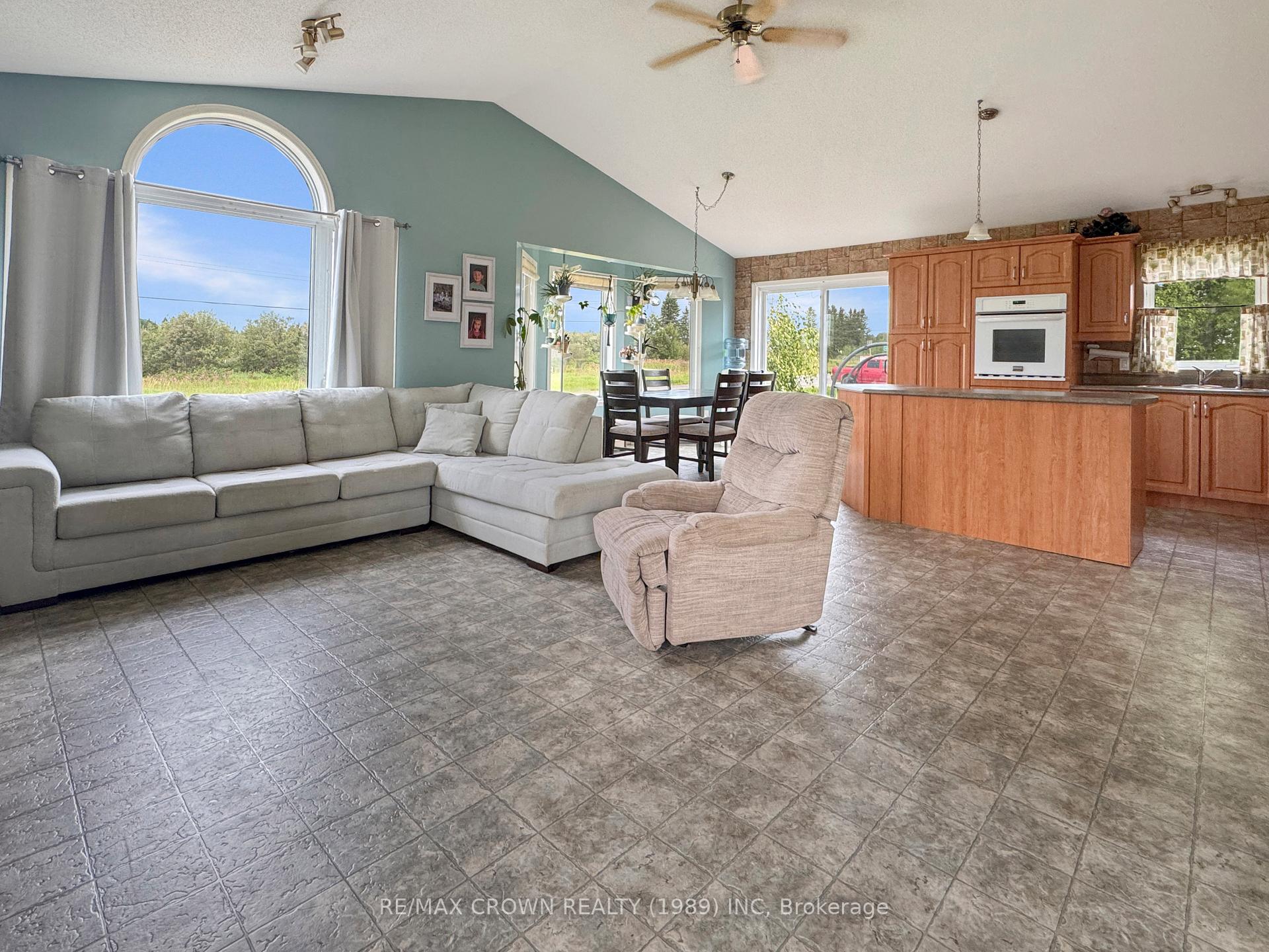 Photo 5 of 171 583 Highway S, Hearst — HOMEH