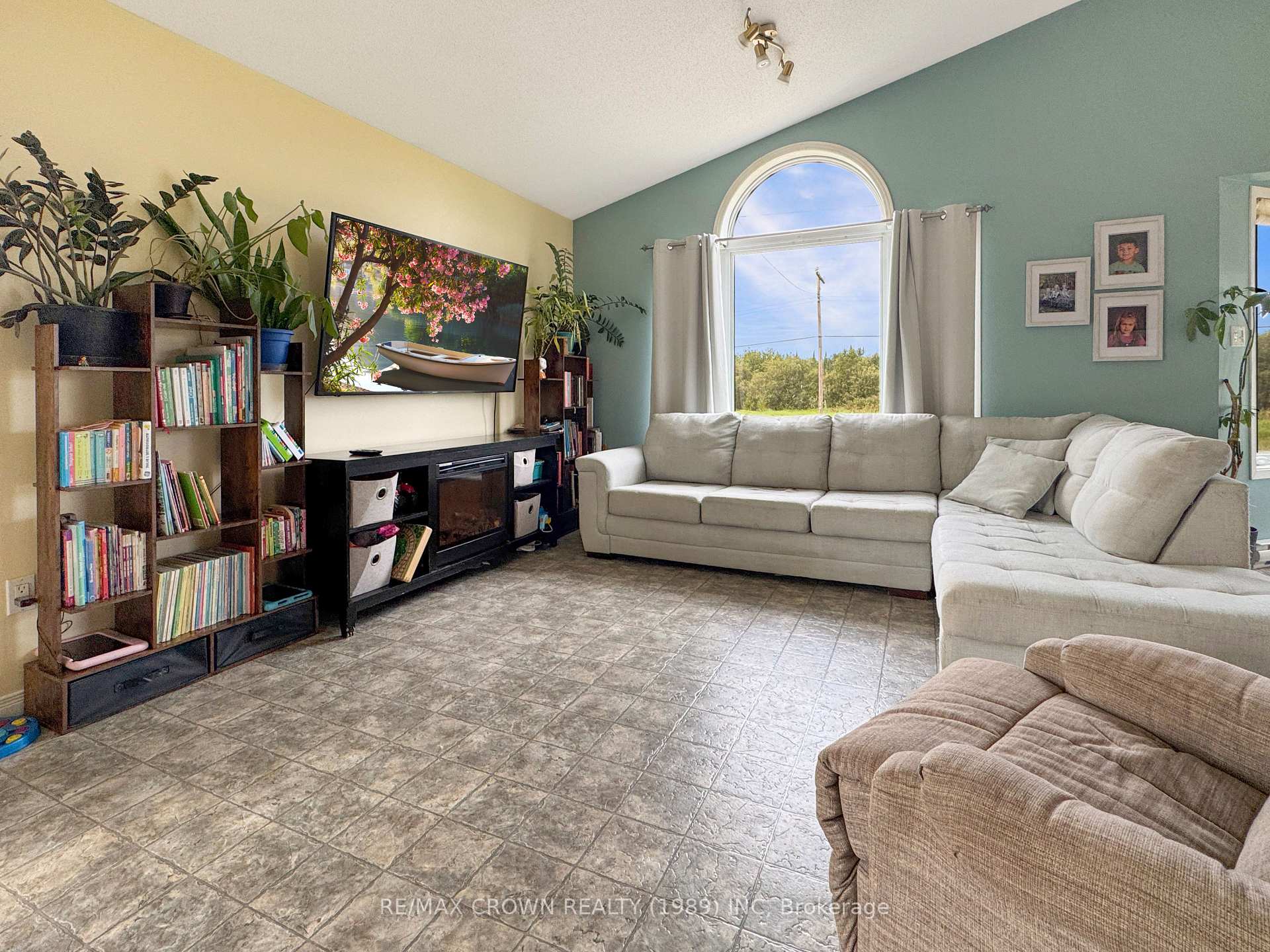 Photo 6 of 171 583 Highway S, Hearst — HOMEH