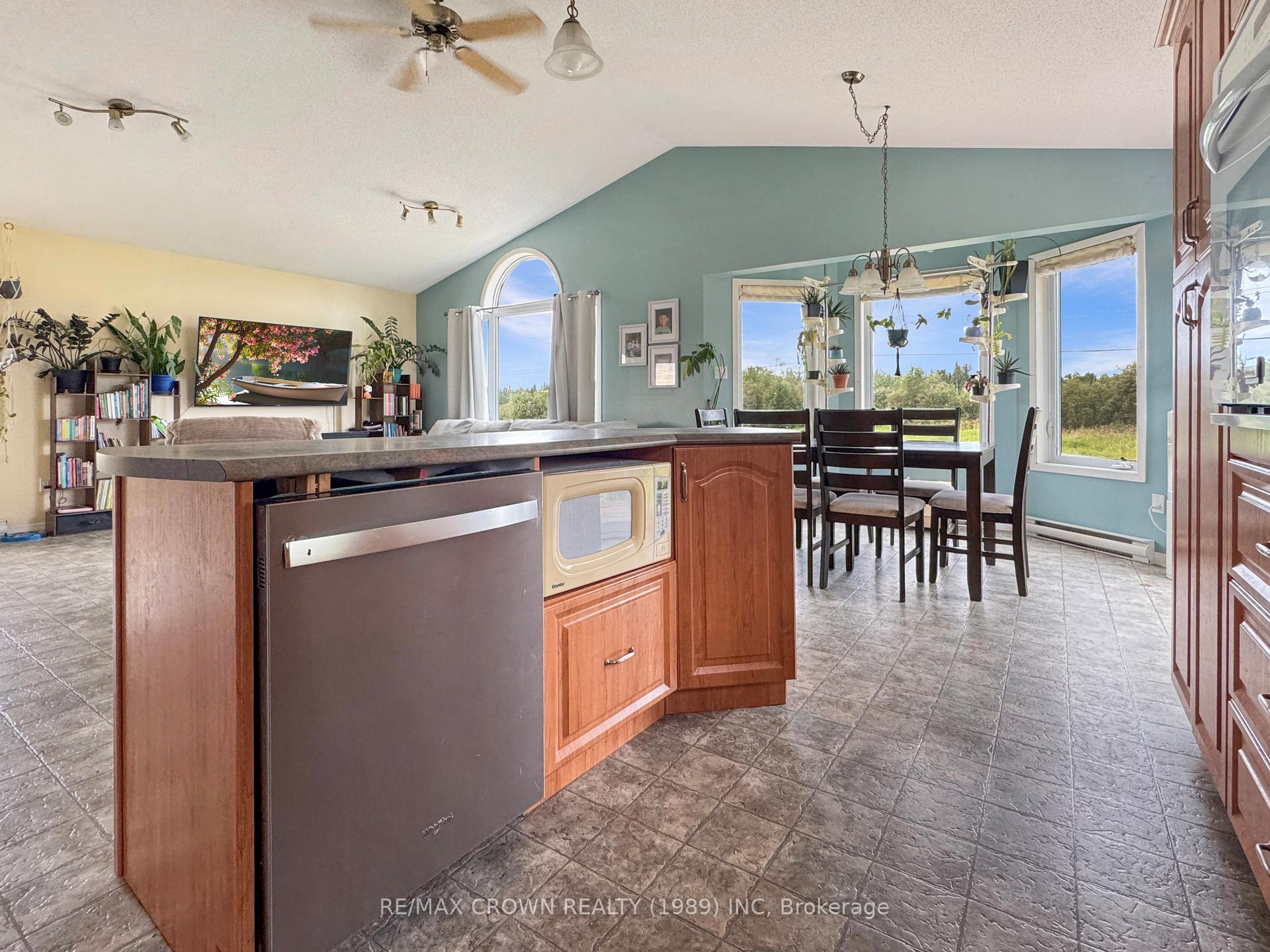 Photo 10 of 171 583 Highway S, Hearst — HOMEH