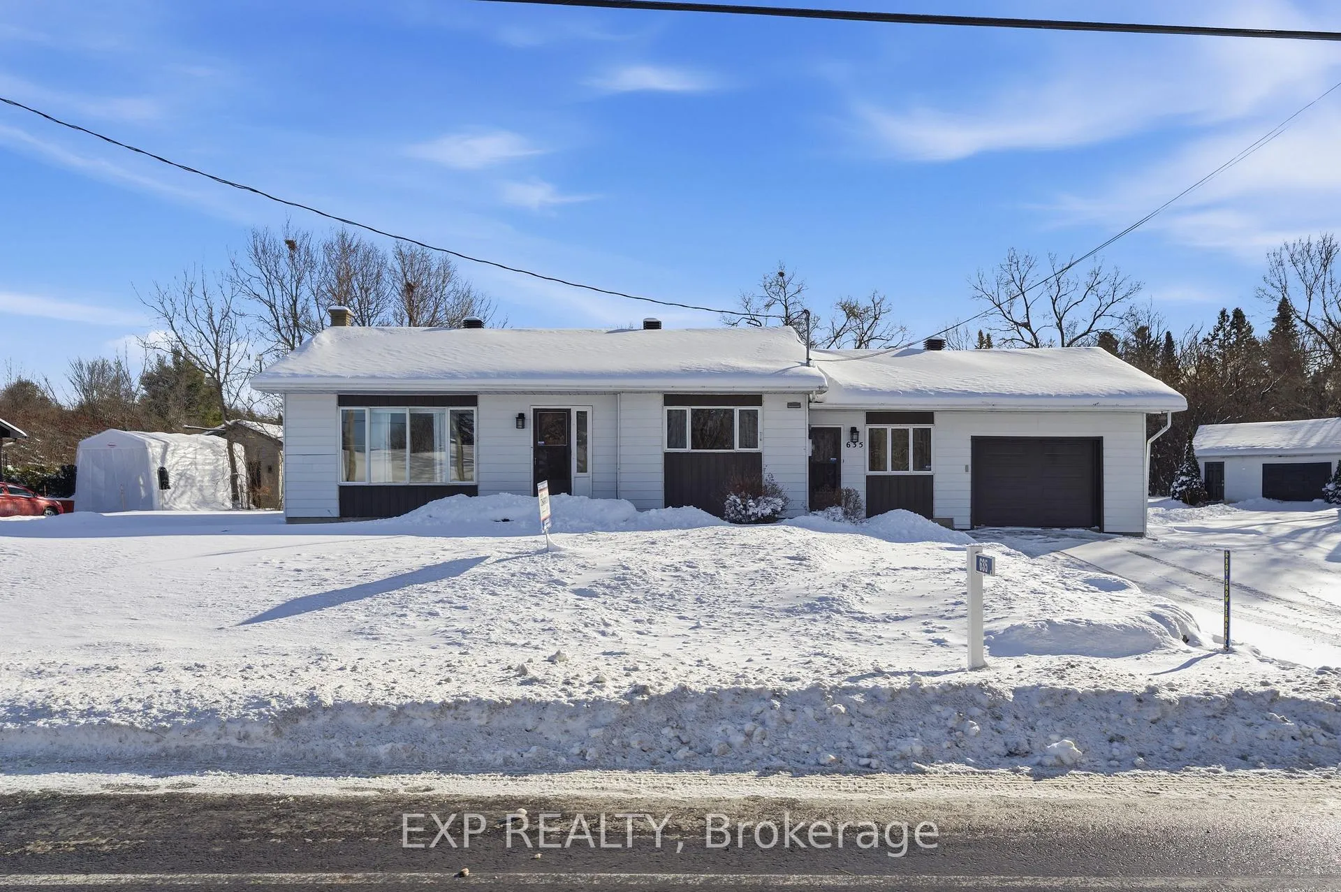 Photo 1 of 635 Front Road W, Champlain, Champlain Twp — HOMEH