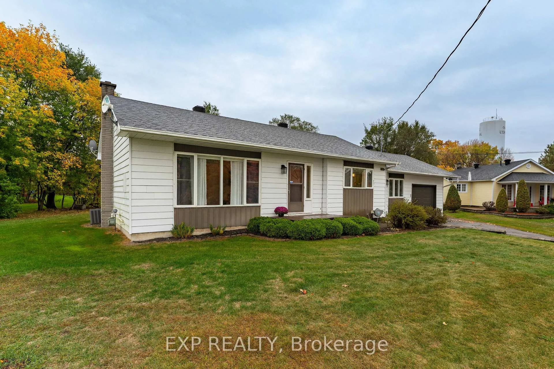 Photo 7 of 635 Front Road W, Champlain, Champlain Twp — HOMEH