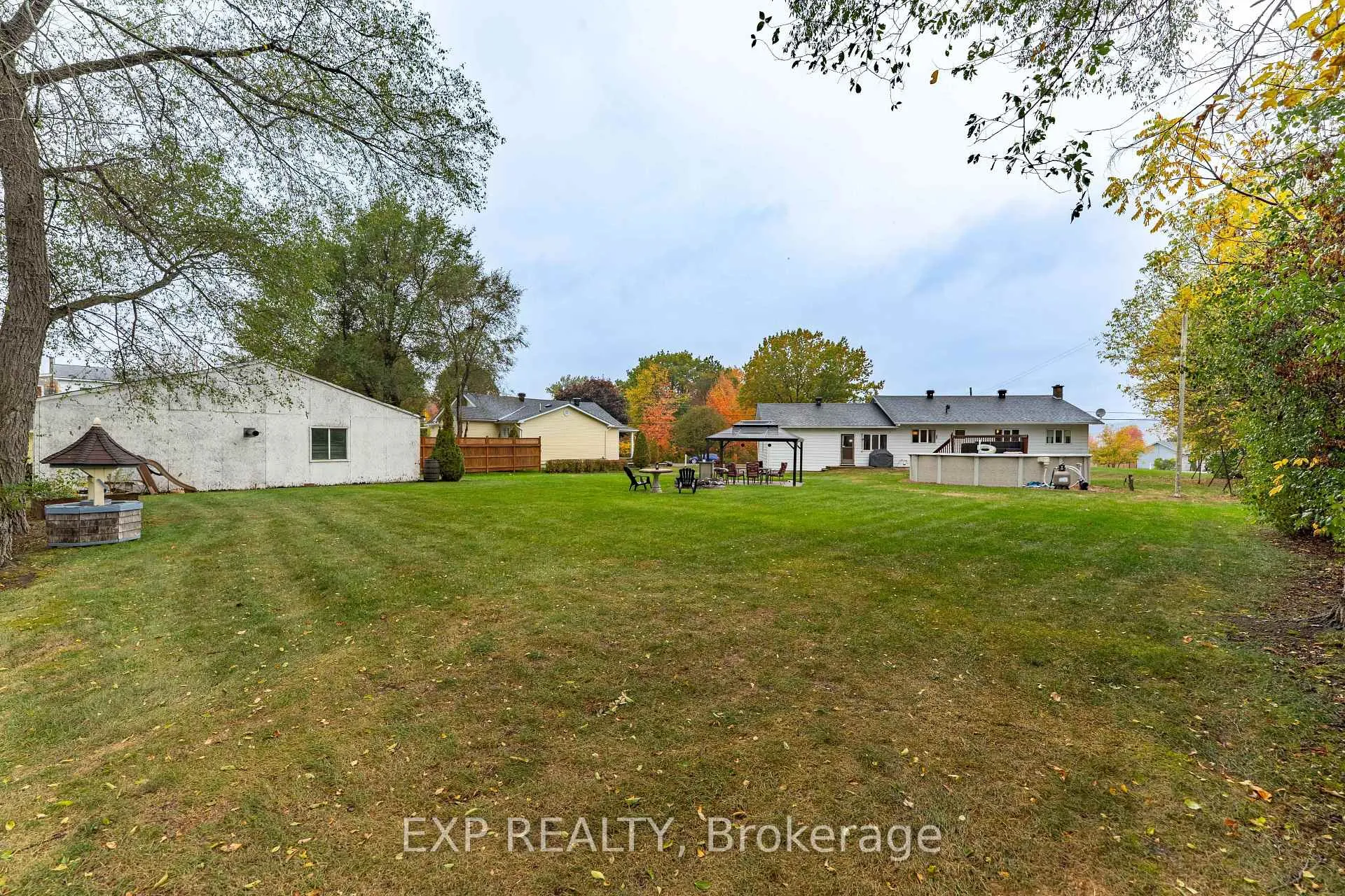 Photo 42 of 635 Front Road W, Champlain, Champlain Twp — HOMEH