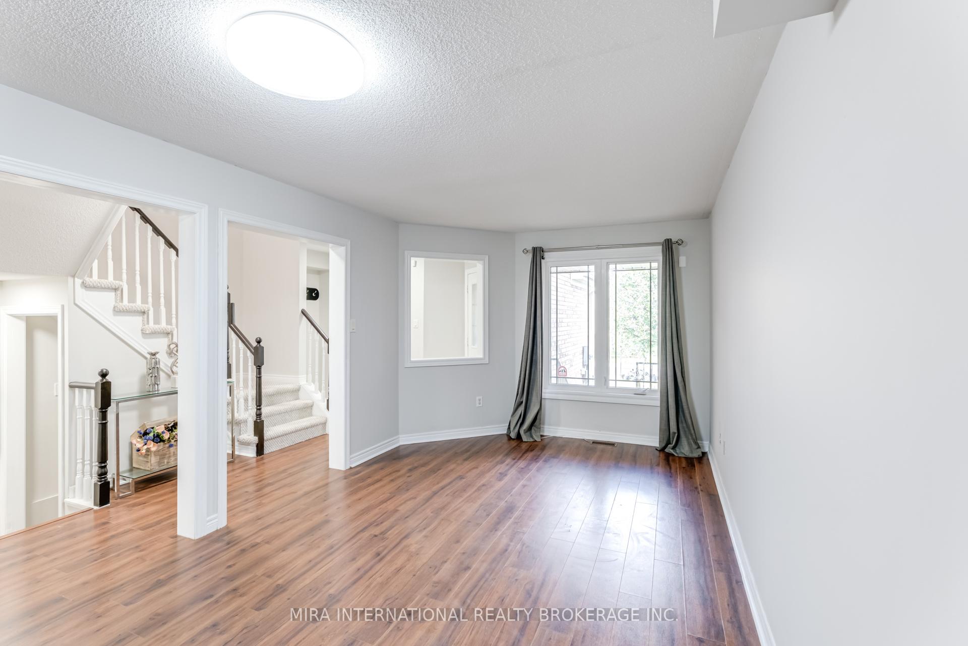 Photo 6 of 313 Esther Drive, Barrie, Painswick South — HOMEH