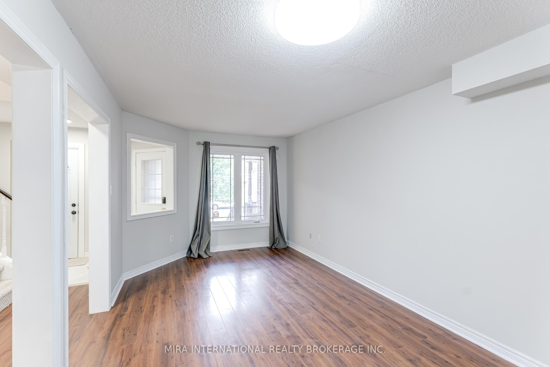 Photo 7 of 313 Esther Drive, Barrie, Painswick South — HOMEH