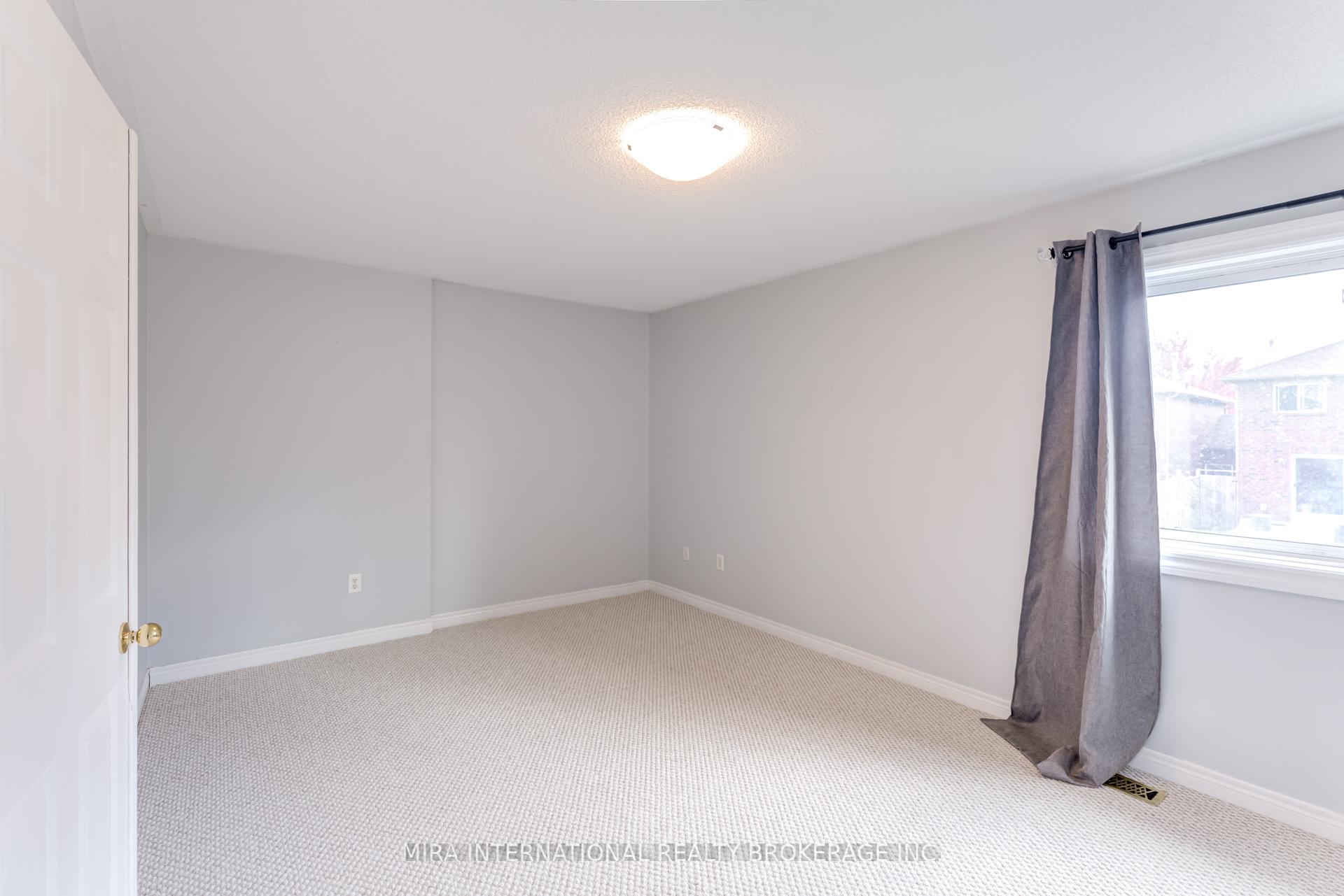 Photo 15 of 313 Esther Drive, Barrie, Painswick South — HOMEH