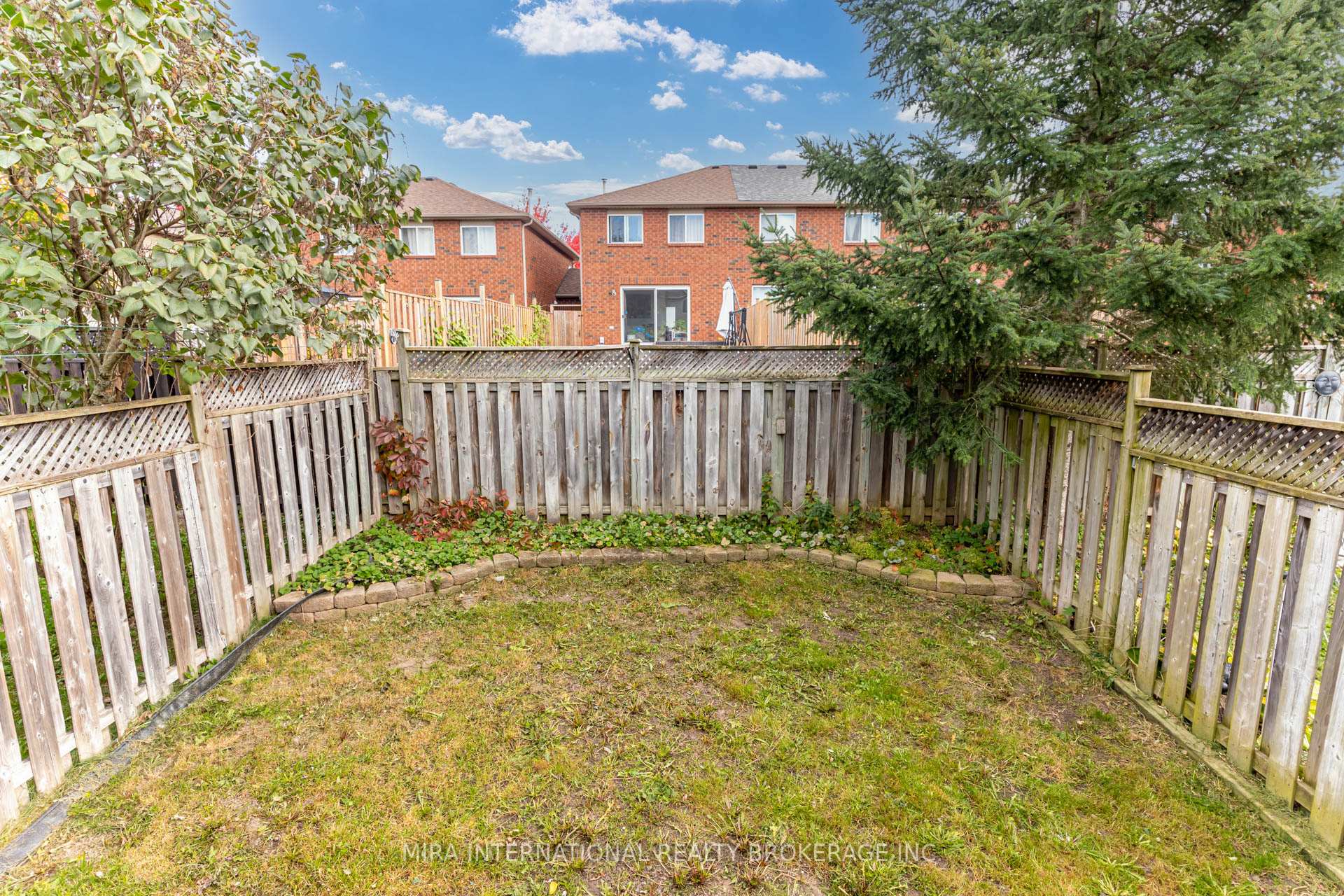 Photo 30 of 313 Esther Drive, Barrie, Painswick South — HOMEH