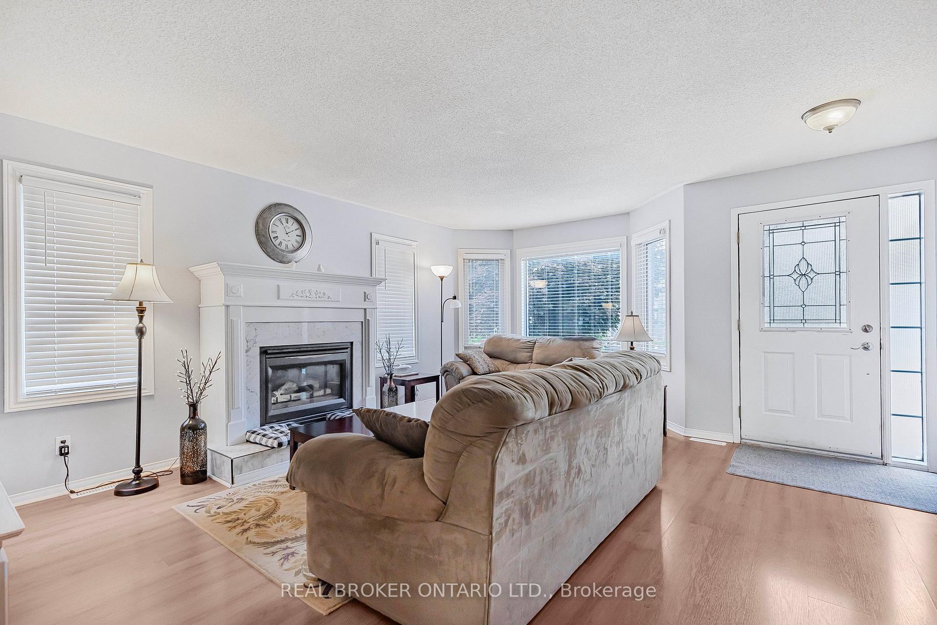 Photo 6 of 50 Brighton Road, Barrie, Georgian Drive — HOMEH