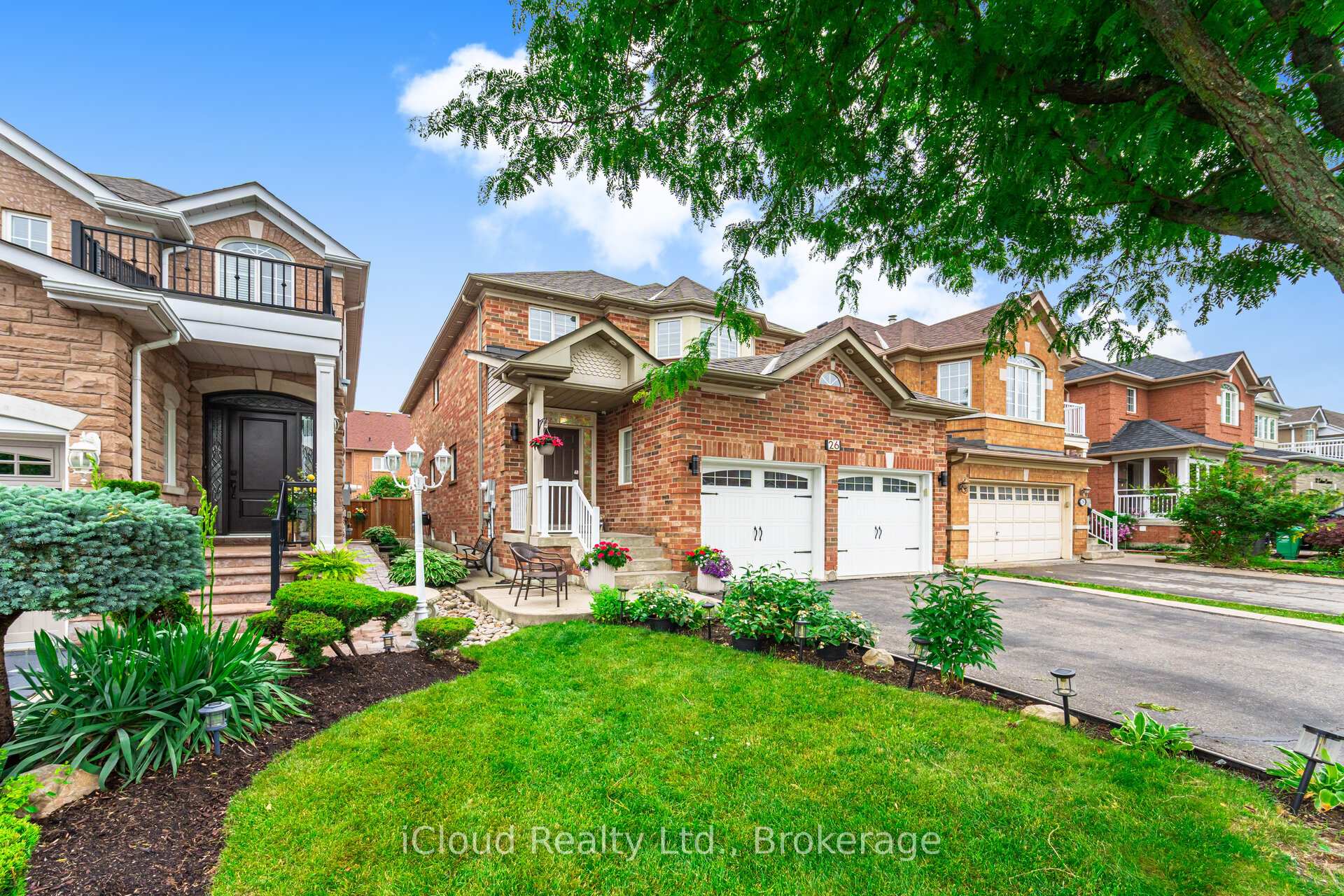 Photo 23 of 26 Culture Crescent, Brampton, Fletcher's Creek Village — HOMEH