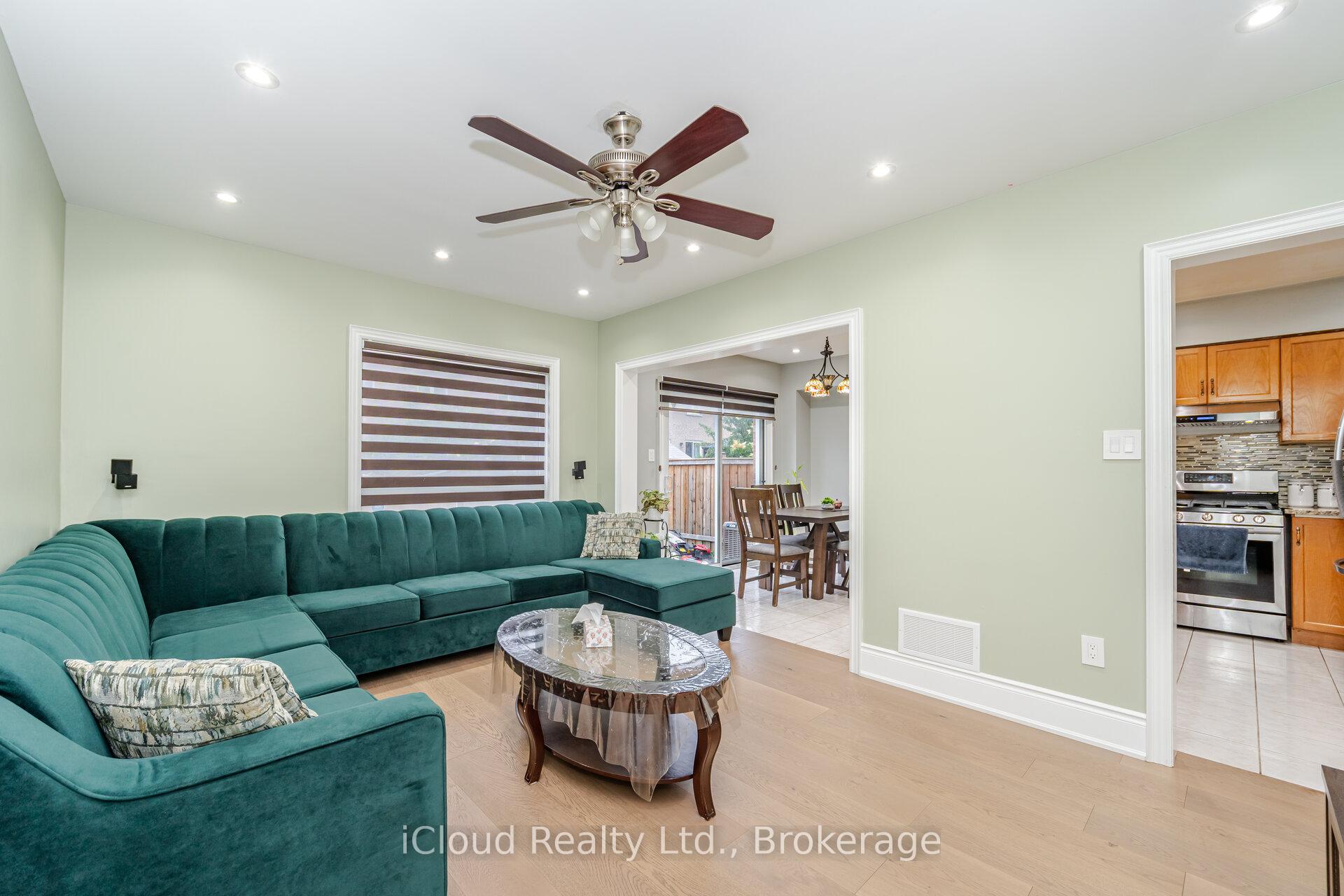 Photo 9 of 26 Culture Crescent, Brampton, Fletcher's Creek Village — HOMEH