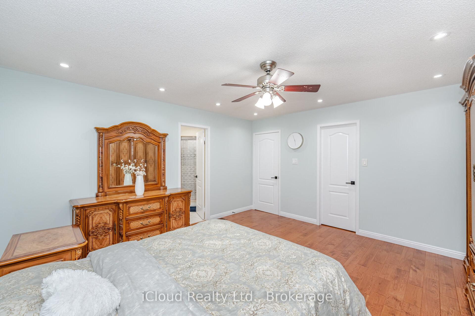 Photo 22 of 26 Culture Crescent, Brampton, Fletcher's Creek Village — HOMEH
