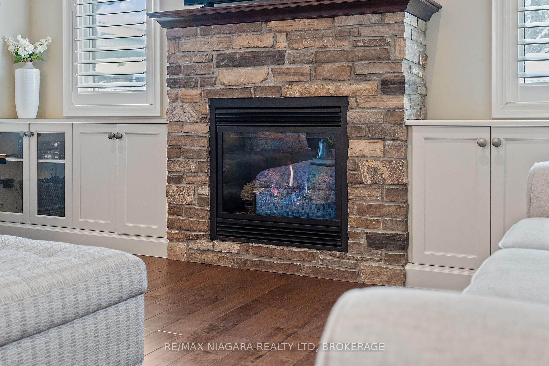 Photo 7 of 69 MacKenzie King Avenue, St. Catharines, Secord Woods — HOMEH